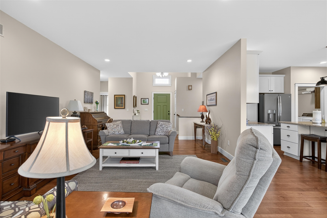10037 Whitetail Lane, Jackson, MI, 49201-7261