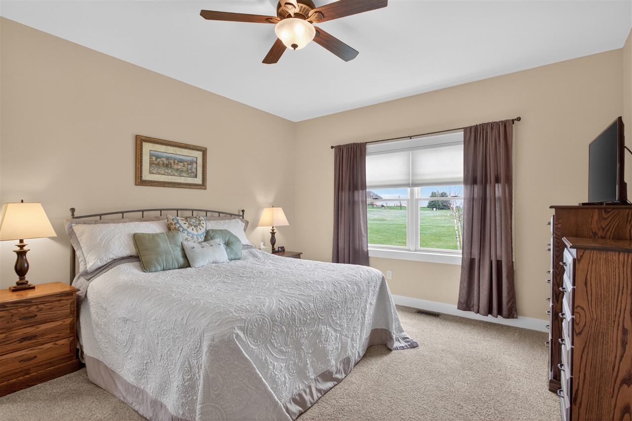 10037 Whitetail Lane, Jackson, MI, 49201-7261