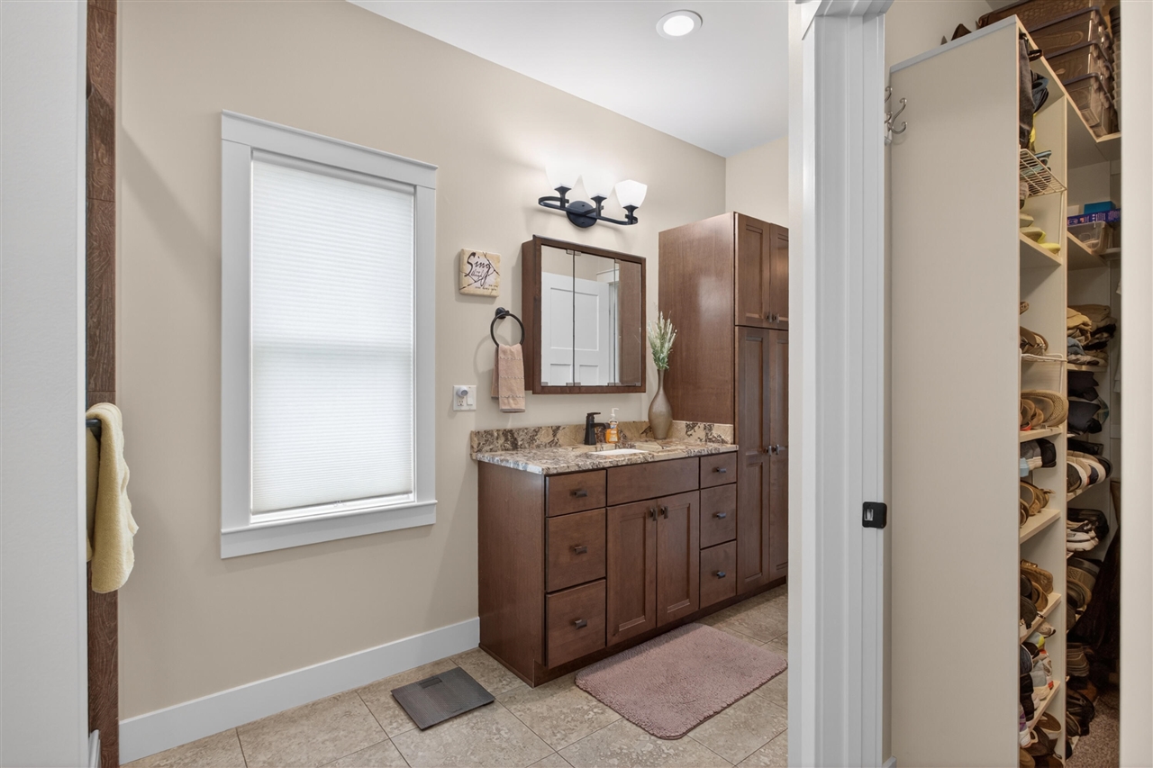 10037 Whitetail Lane, Jackson, MI, 49201-7261