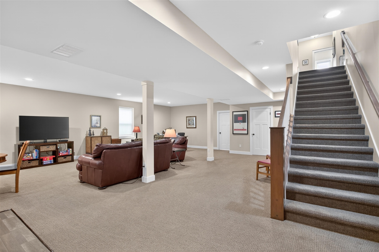 10037 Whitetail Lane, Jackson, MI, 49201-7261