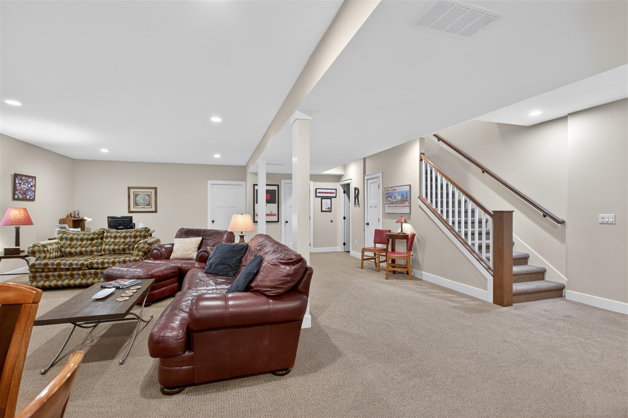 10037 Whitetail Lane, Jackson, MI, 49201-7261