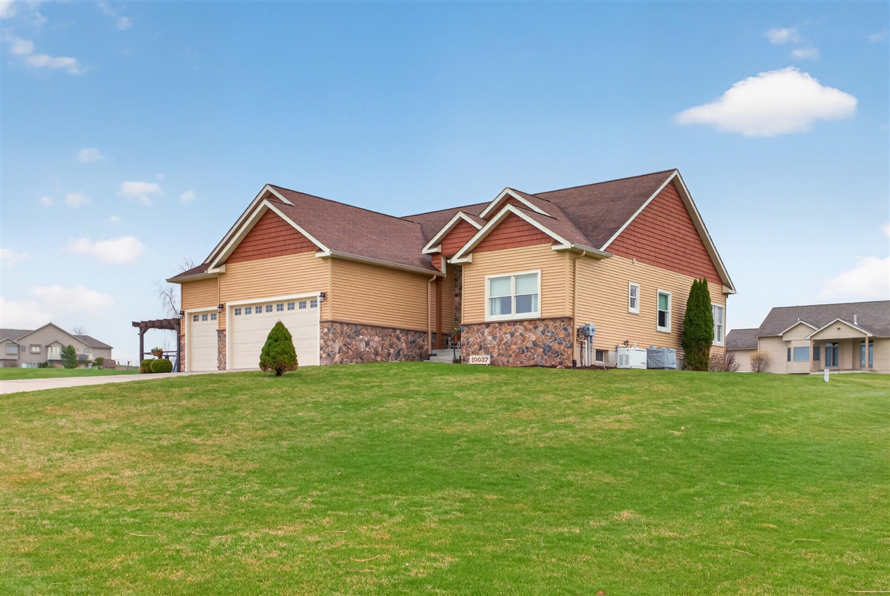 10037 Whitetail Lane, Jackson, MI, 49201-7261