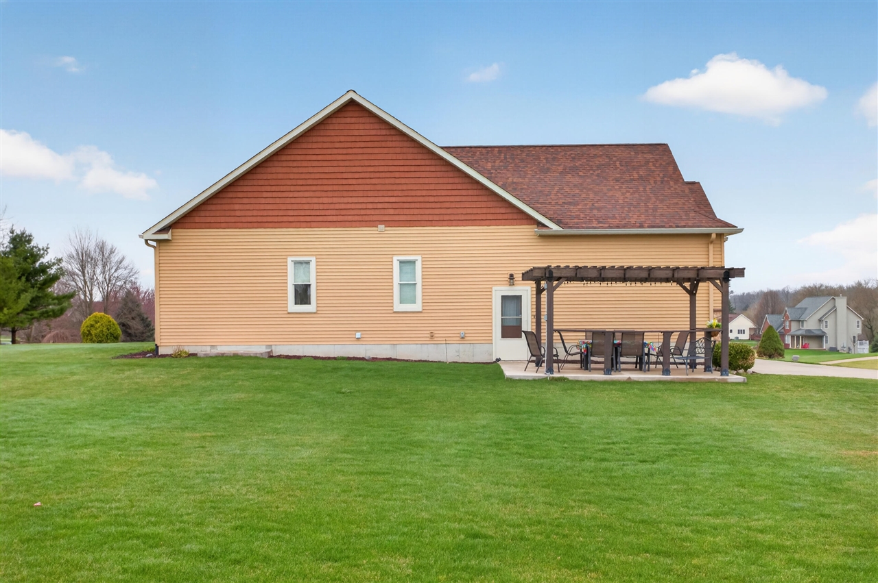 10037 Whitetail Lane, Jackson, MI, 49201-7261