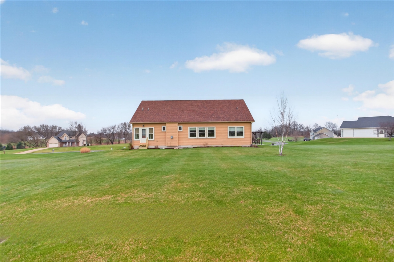 10037 Whitetail Lane, Jackson, MI, 49201-7261