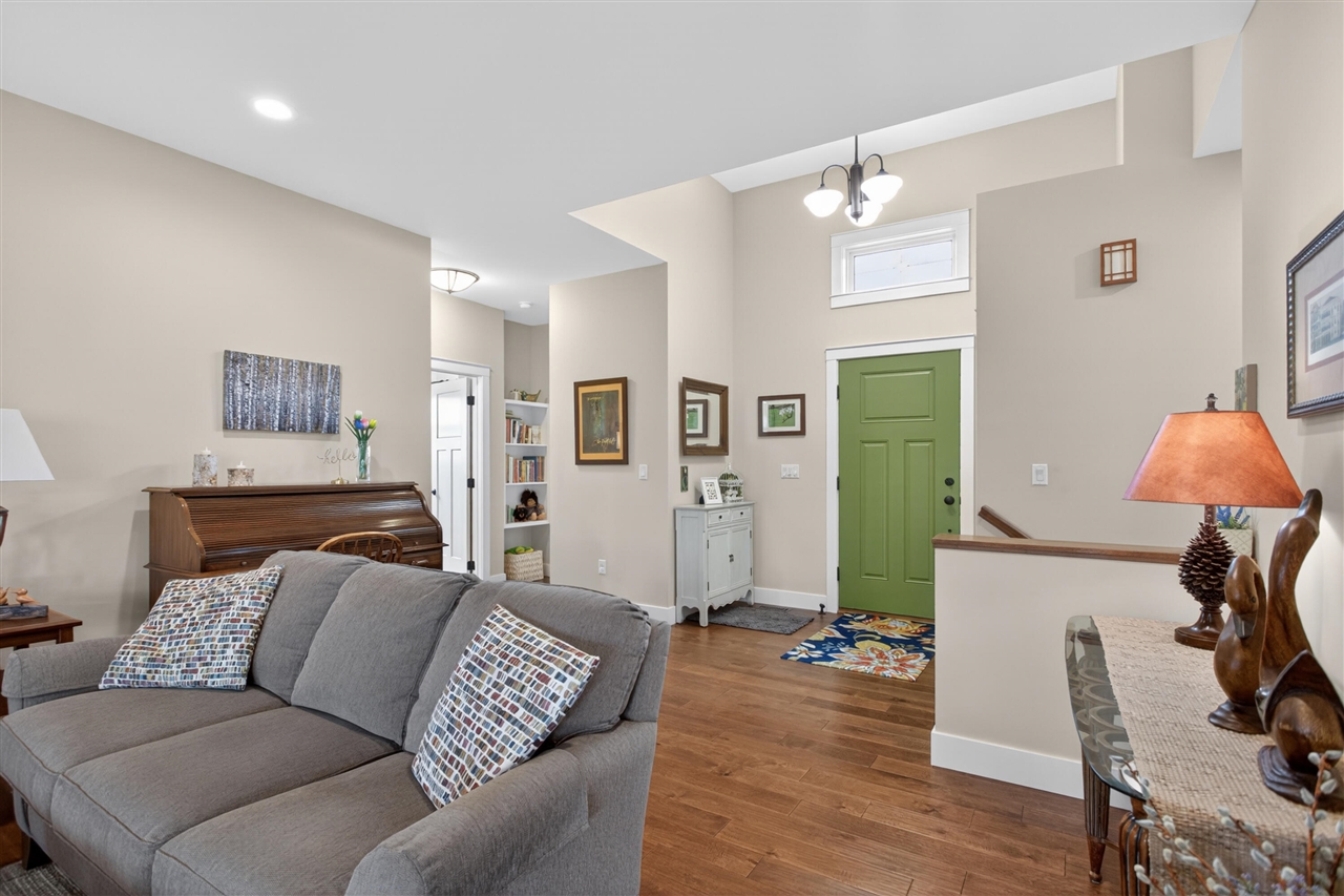 10037 Whitetail Lane, Jackson, MI, 49201-7261