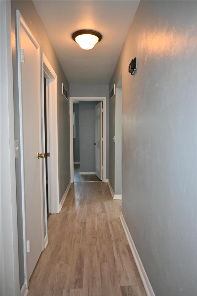 1181 Allen Avenue, Muskegon, MI, 49442-3704