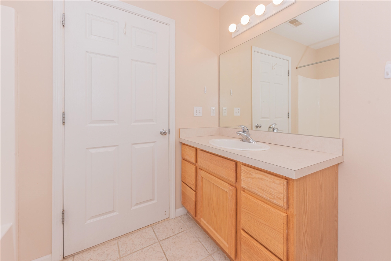 2211 S Main Street, Ann Arbor, MI, 48103-5830