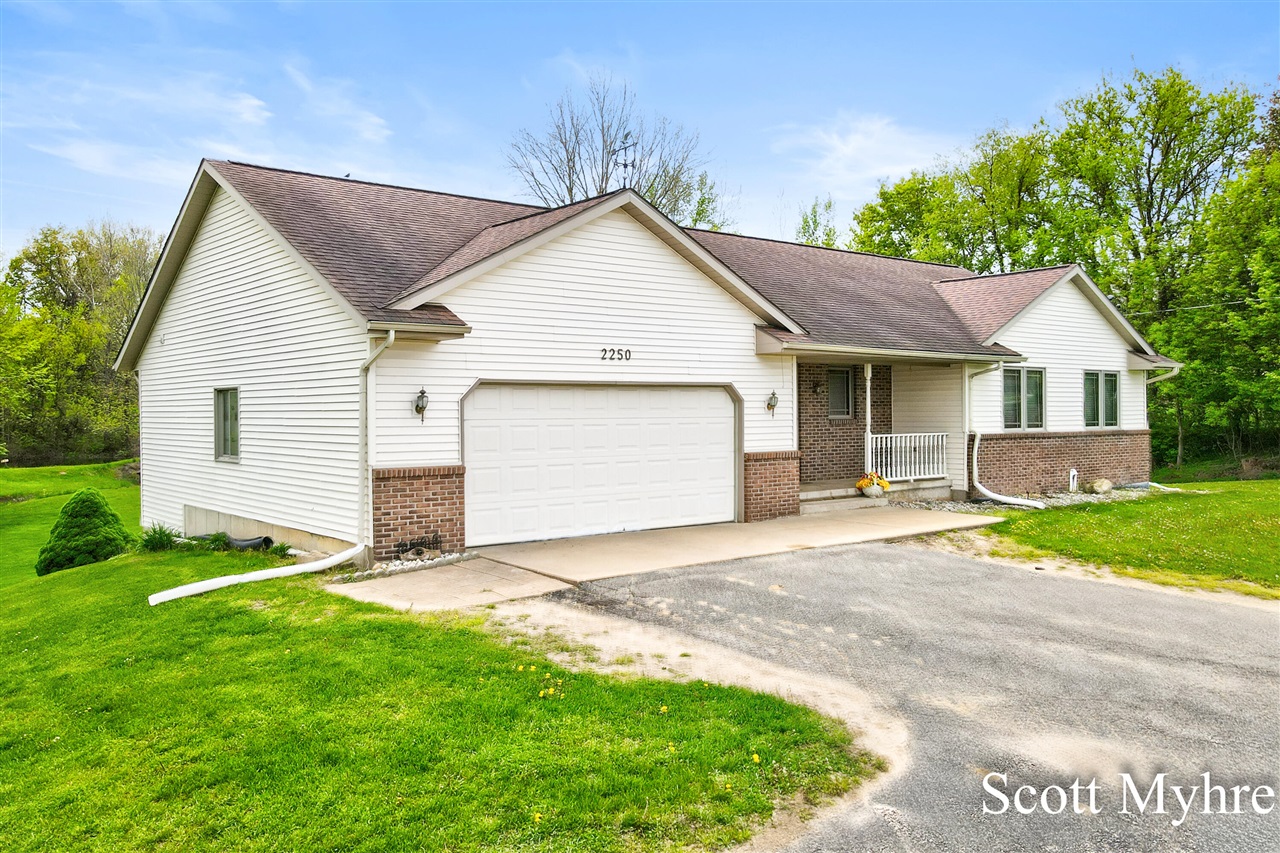 2250 Barry Street, Hudsonville, MI, 49426-9448