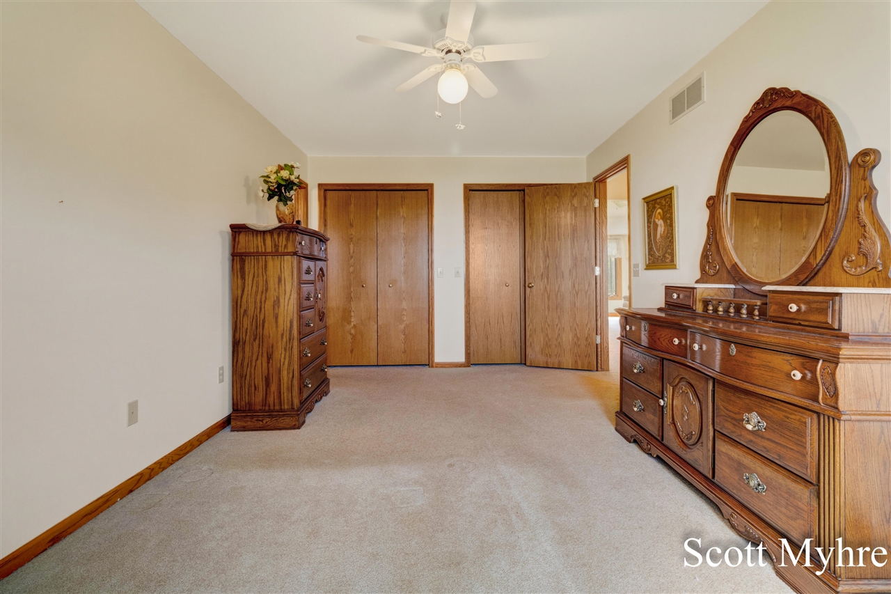 2250 Barry Street, Hudsonville, MI, 49426-9448