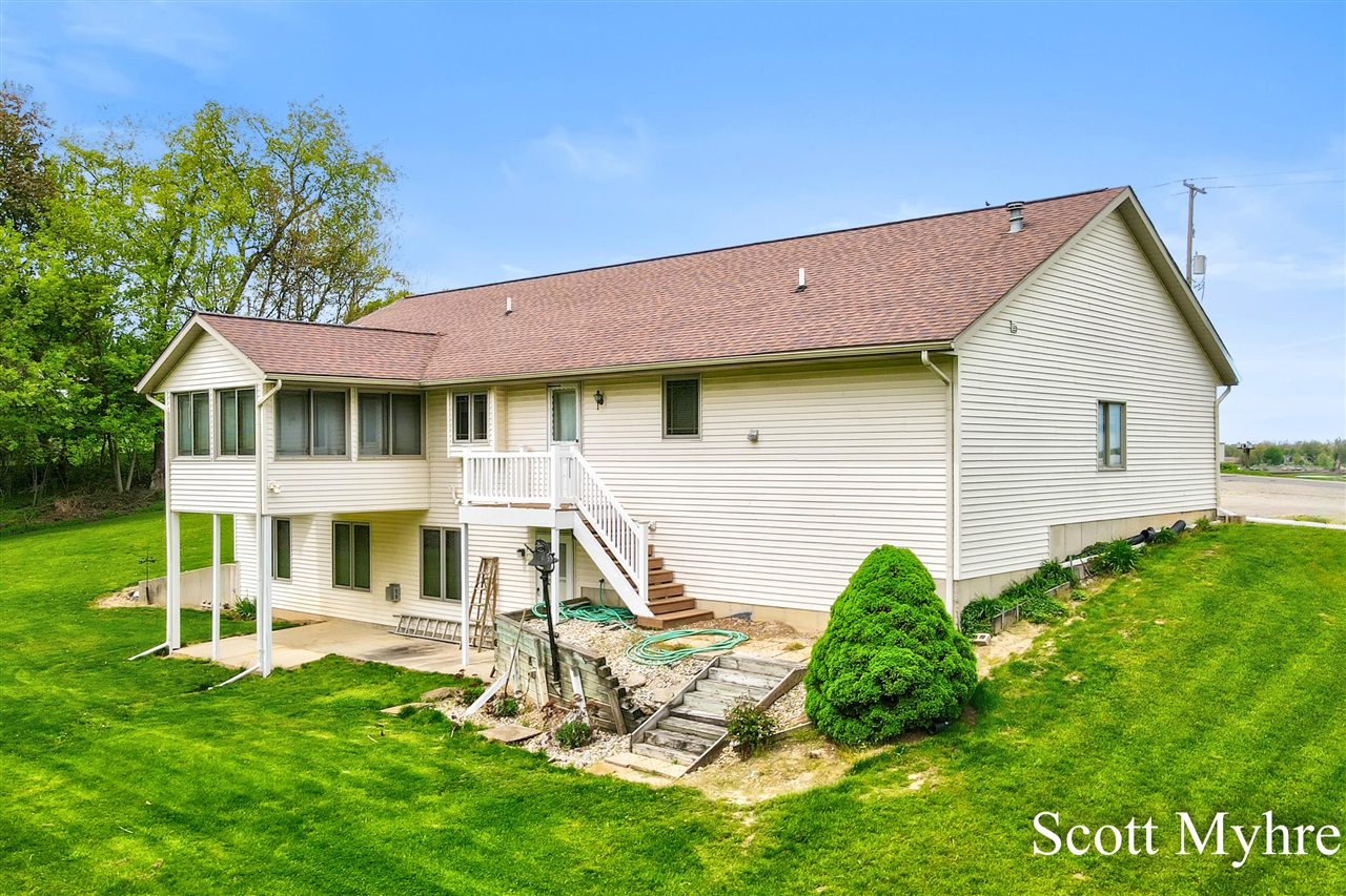2250 Barry Street, Hudsonville, MI, 49426-9448