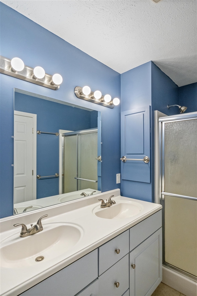 4955 Red Pine Drive, Grant, MI, 49327-9695
