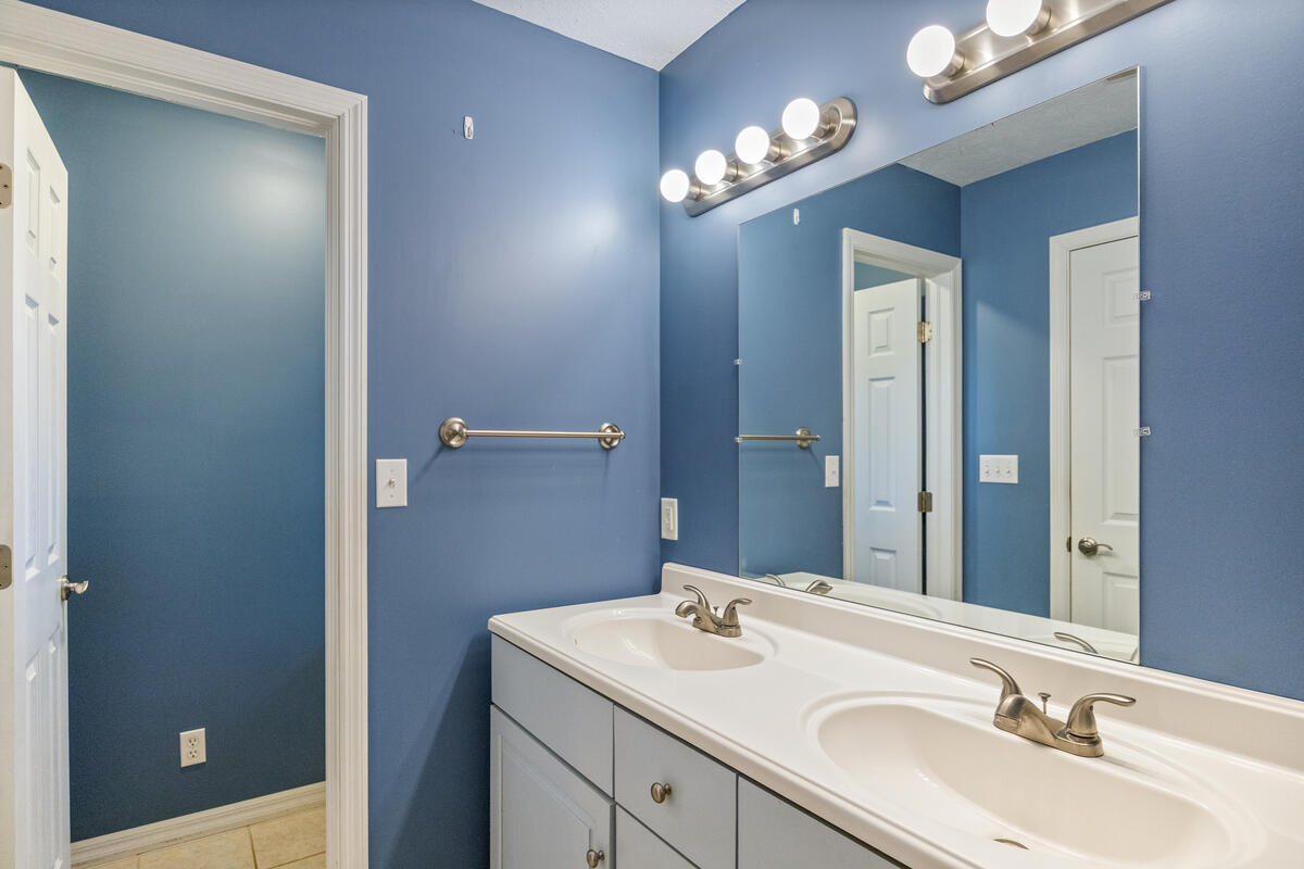 4955 Red Pine Drive, Grant, MI, 49327-9695
