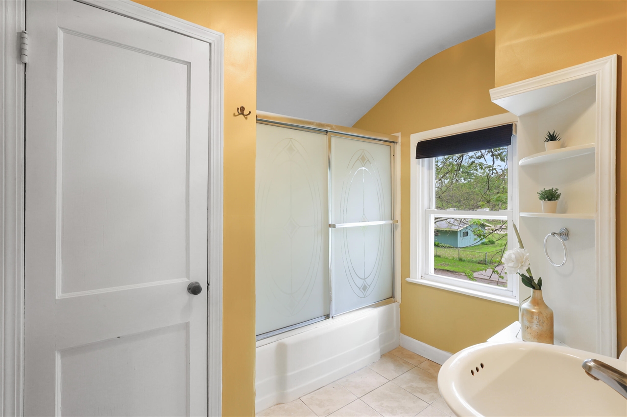 1808 Park Avenue, Kalamazoo, MI, 49004-1648