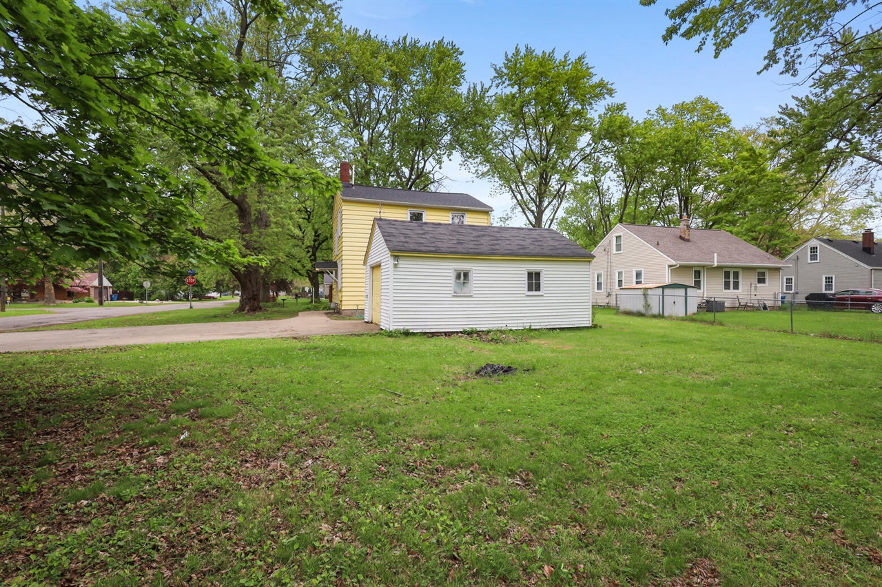 1808 Park Avenue, Kalamazoo, MI, 49004-1648