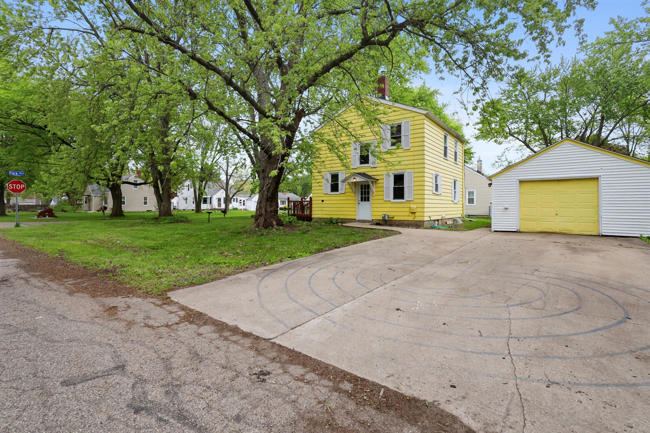 1808 Park Avenue, Kalamazoo, MI, 49004-1648