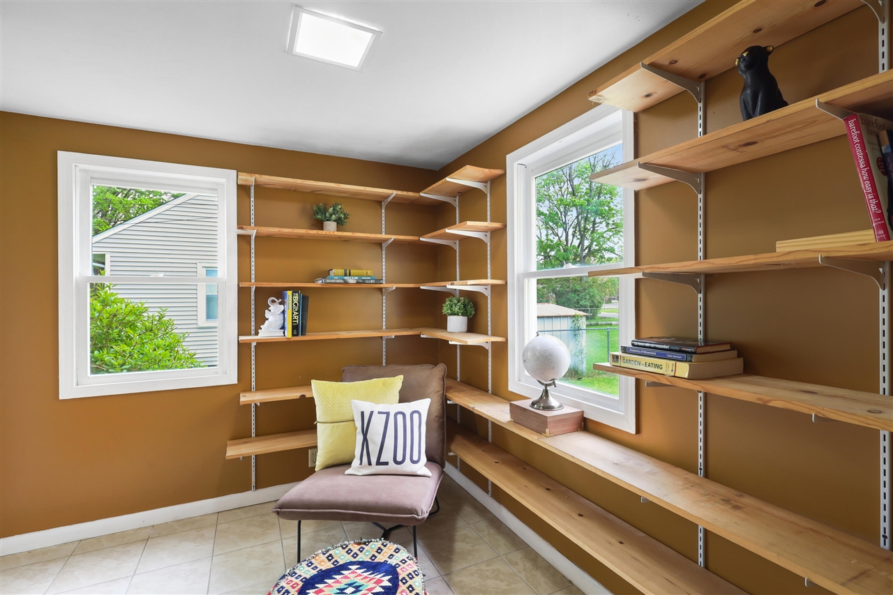 1808 Park Avenue, Kalamazoo, MI, 49004-1648