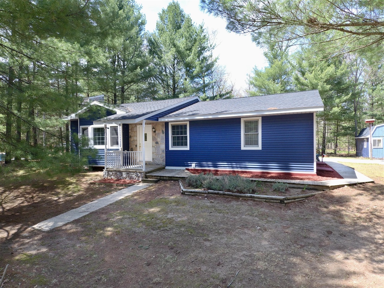 7312 W Echo Lake Drive, Baldwin, MI, 49304-8812