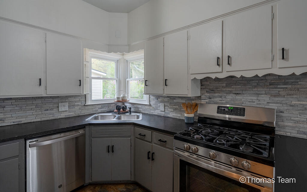 911 Hancock Street, Grand Rapids, MI, 49507-1918