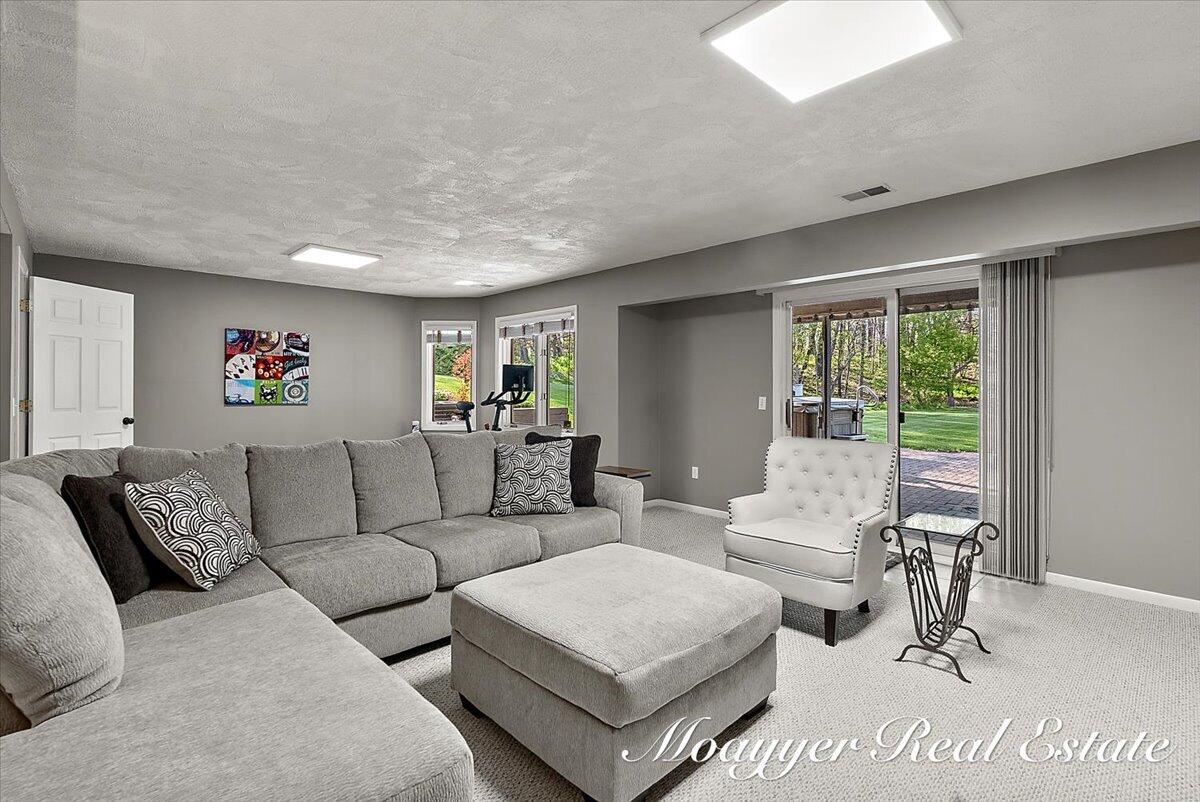 7321 Cuesta Way, Rockford, MI, 49341