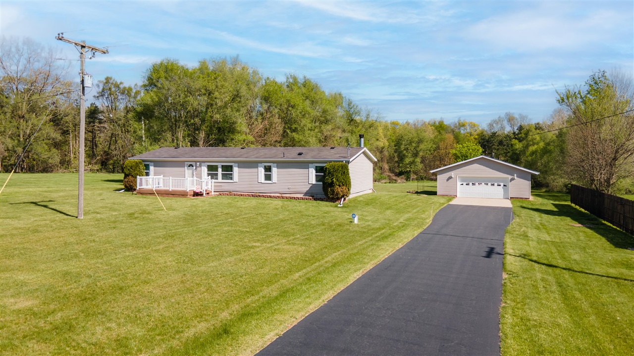 10175 E R Avenue, Scotts, MI, 49088-8367