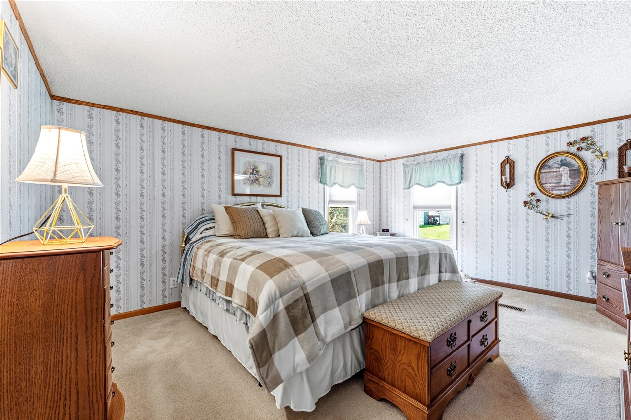 10175 E R Avenue, Scotts, MI, 49088-8367