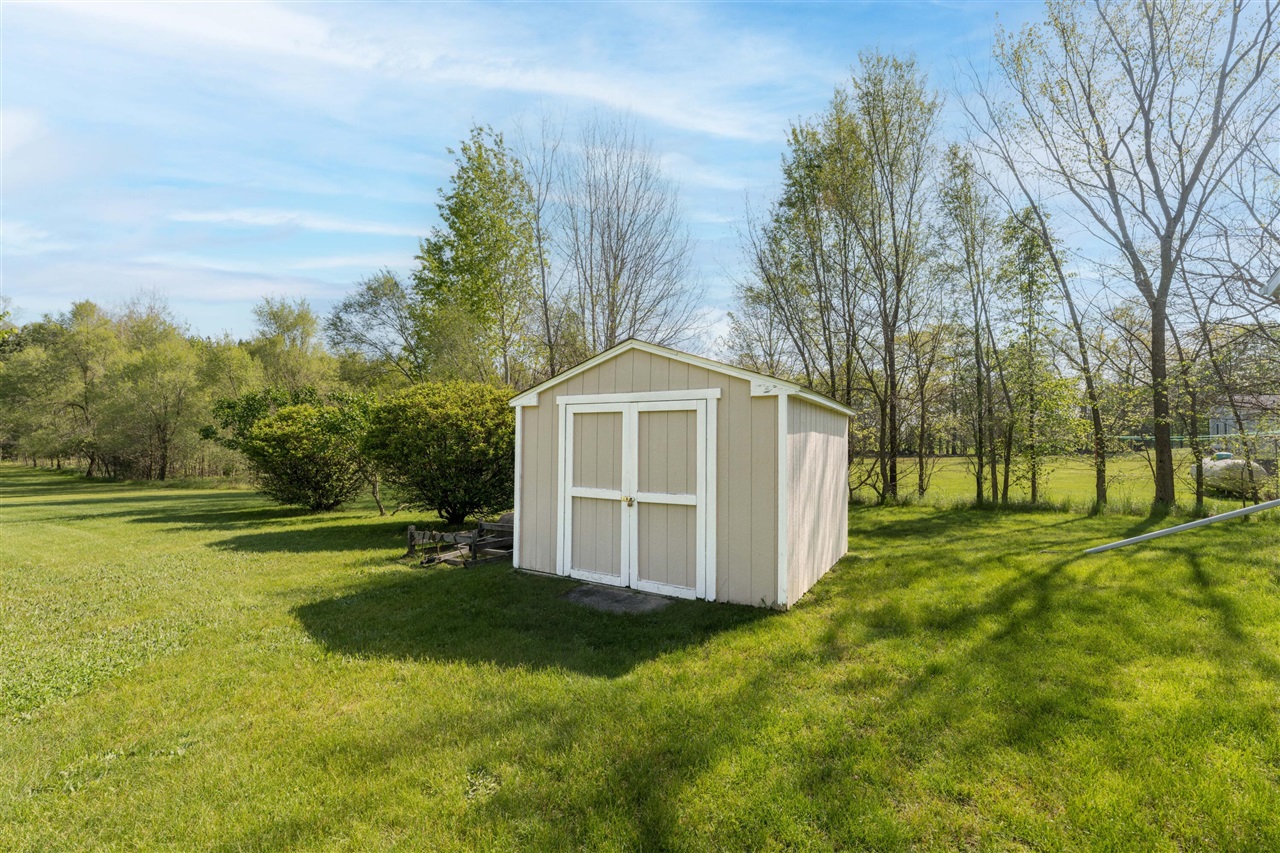 10175 E R Avenue, Scotts, MI, 49088-8367