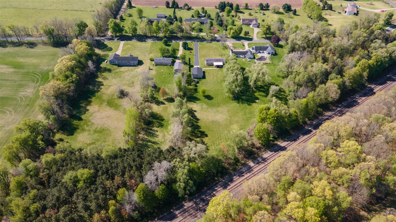 10175 E R Avenue, Scotts, MI, 49088-8367