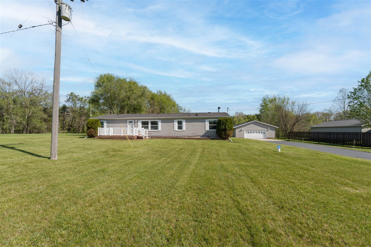 10175 E R Avenue, Scotts, MI, 49088-8367