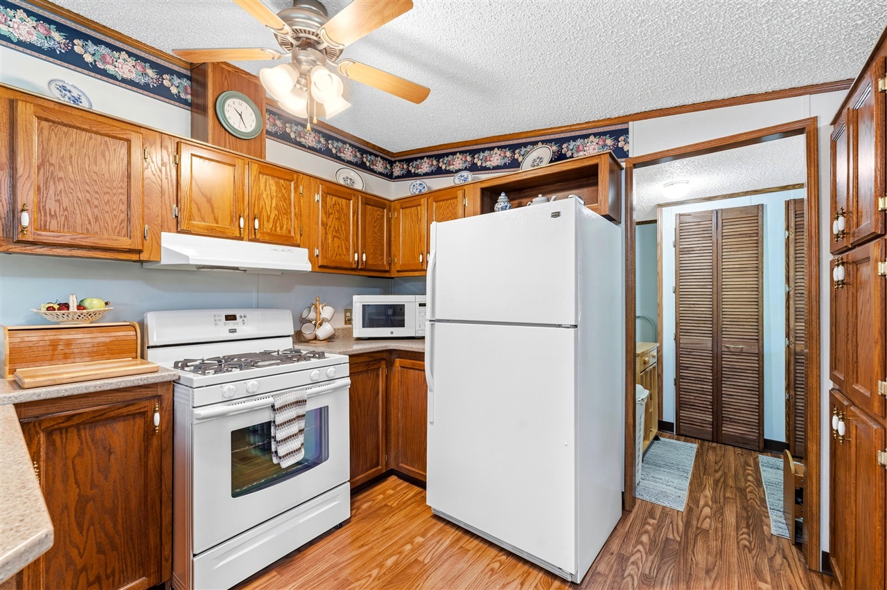 10175 E R Avenue, Scotts, MI, 49088-8367