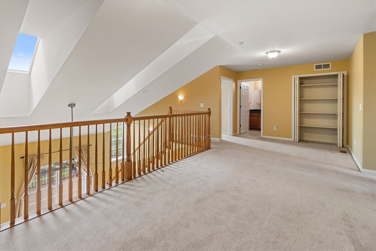 48551 Oak Bridge Drive, Canton, MI, 48188-7913