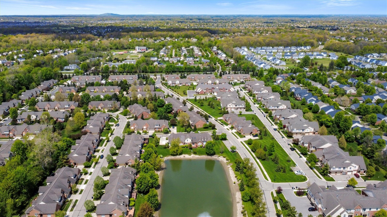 48551 Oak Bridge Drive, Canton, MI, 48188-7913