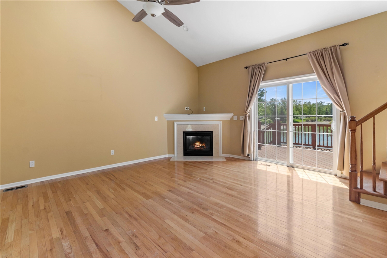 48551 Oak Bridge Drive, Canton, MI, 48188-7913