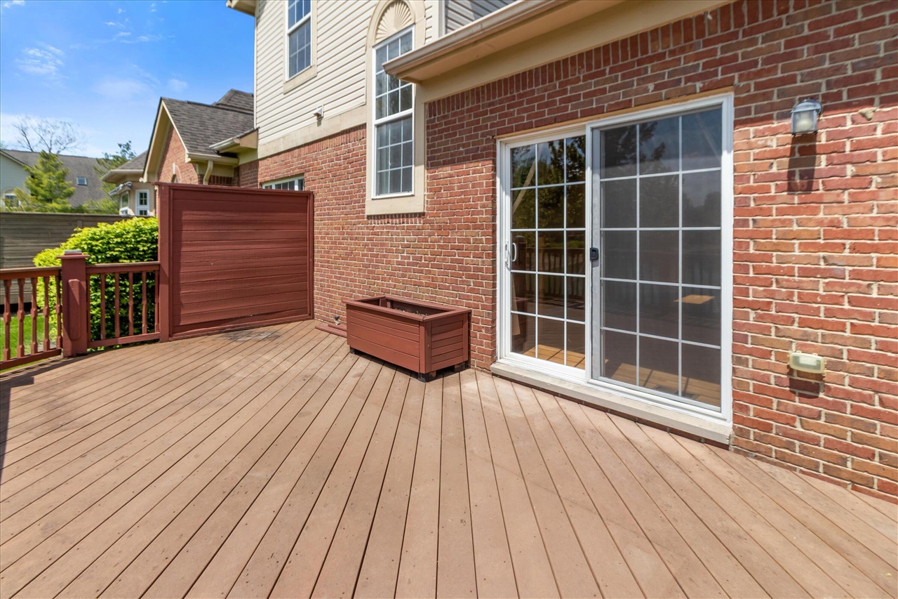48551 Oak Bridge Drive, Canton, MI, 48188-7913