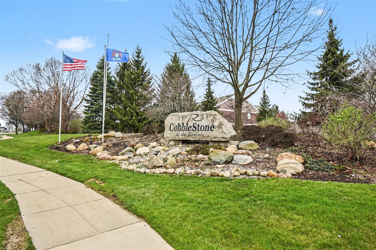 4355 Astoria Avenue, Grand Rapids, MI, 49512-5249