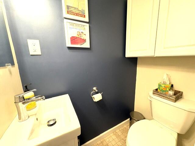 7509 M-43, South Haven, MI, 49090