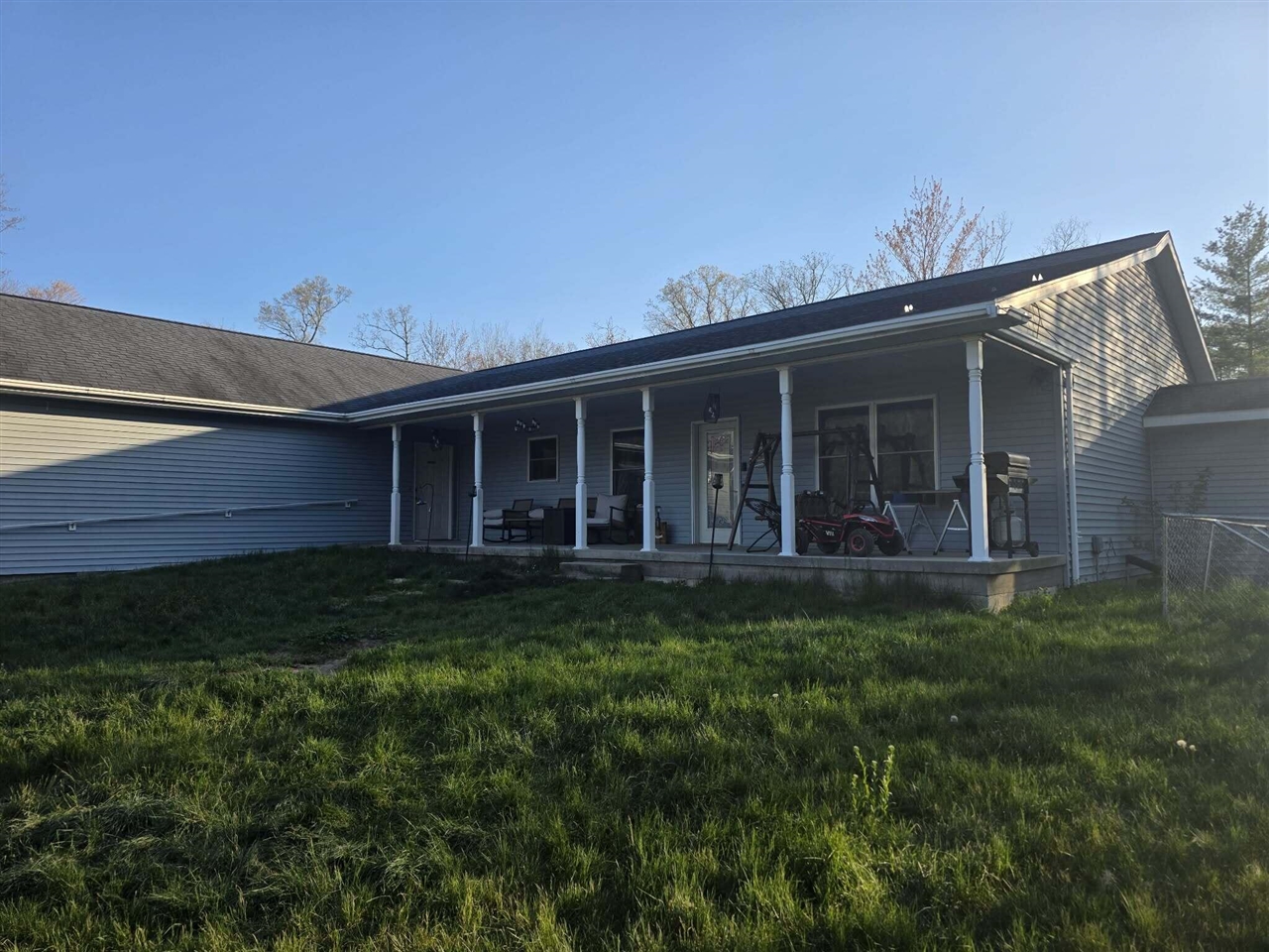 10185 S Tall Oak Trail, Grant, MI, 49327-8474