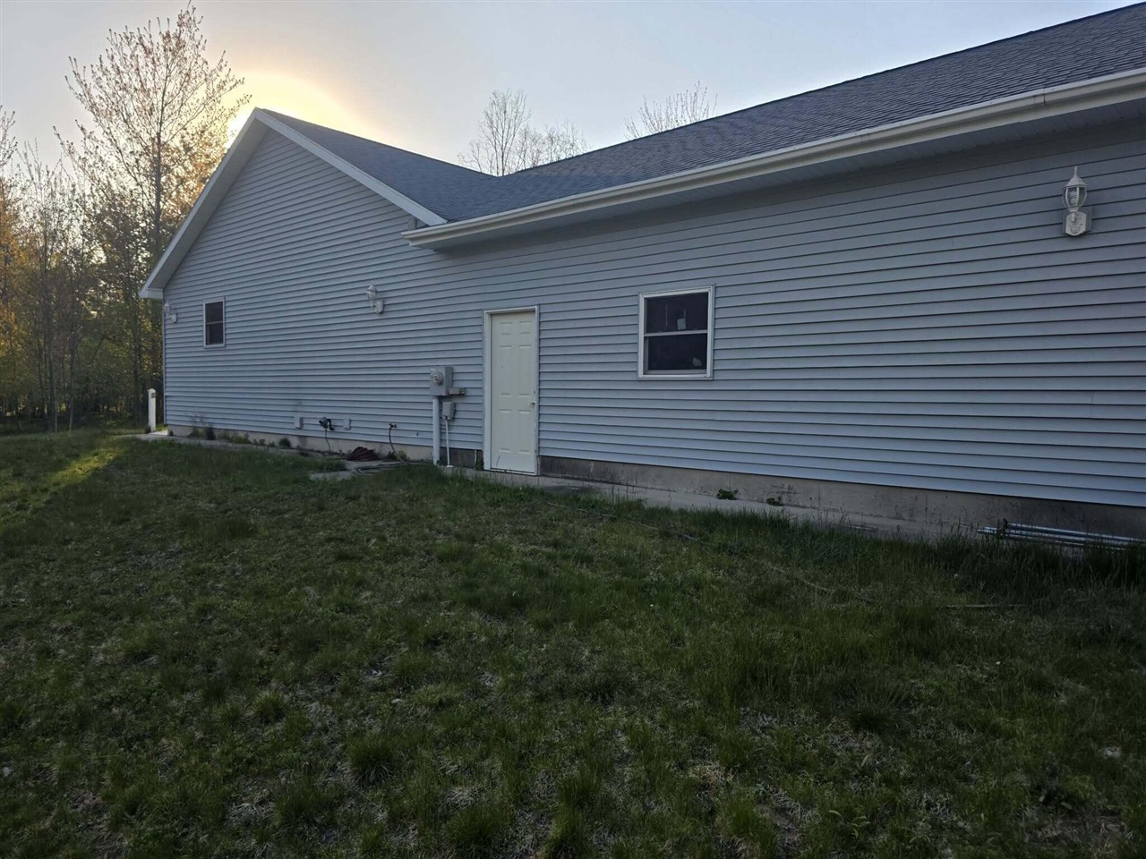 10185 S Tall Oak Trail, Grant, MI, 49327-8474