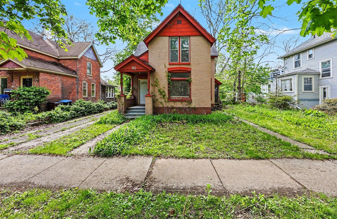 95 Oakwood Street, Ypsilanti, MI, 48197-3086