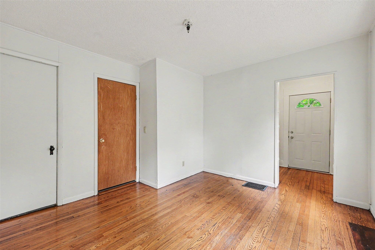 95 Oakwood Street, Ypsilanti, MI, 48197-3086