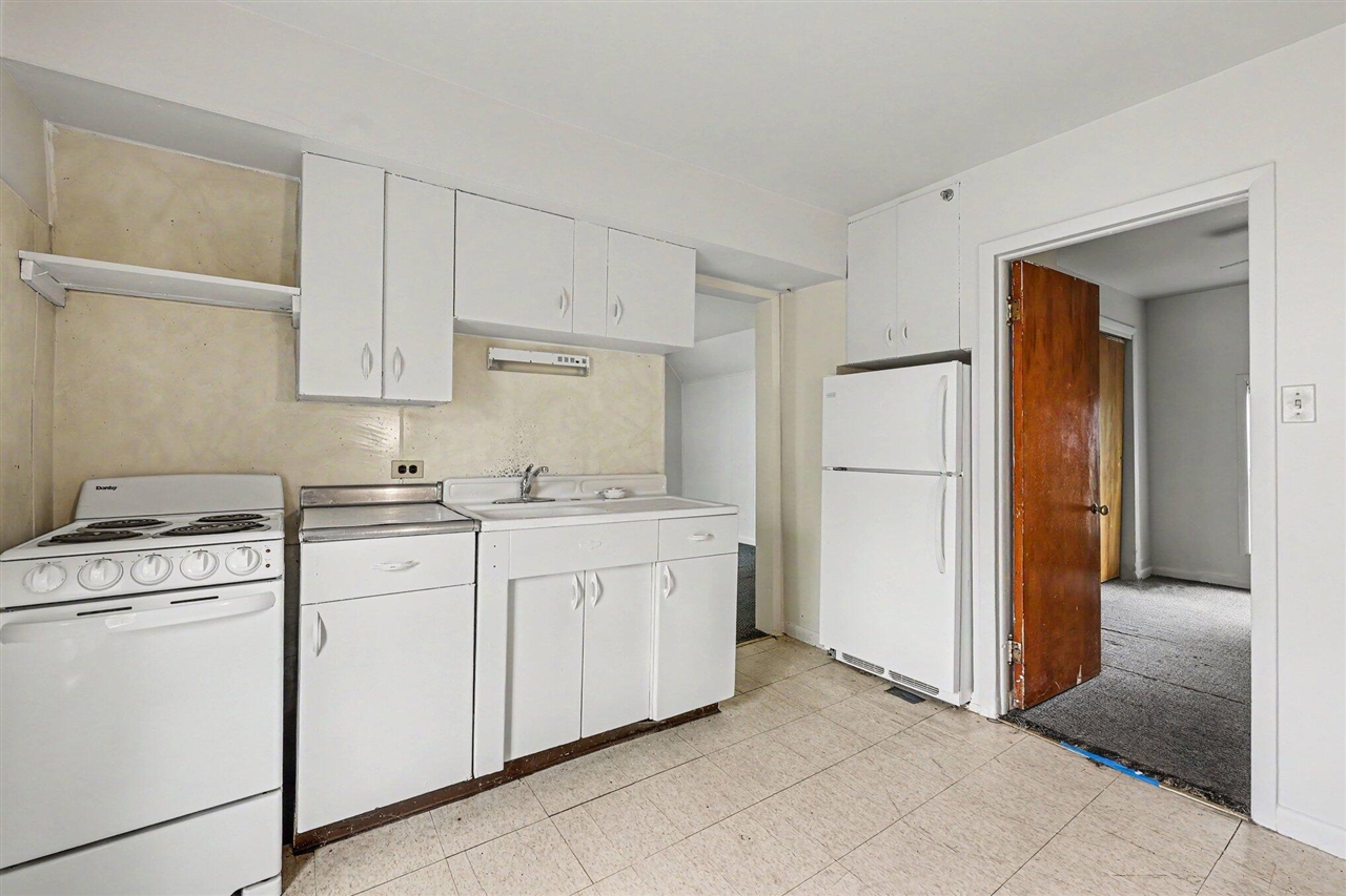 95 Oakwood Street, Ypsilanti, MI, 48197-3086