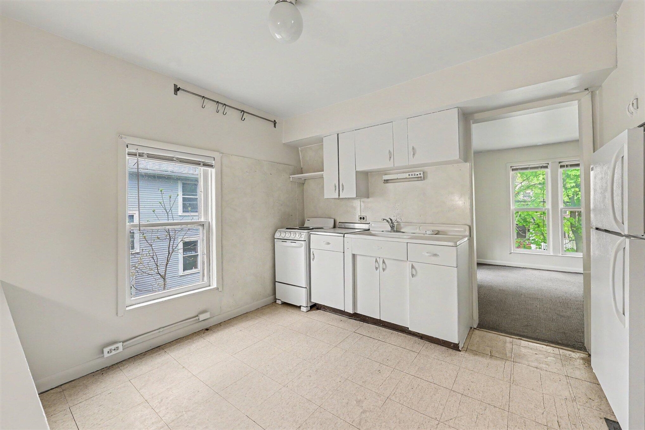 95 Oakwood Street, Ypsilanti, MI, 48197-3086