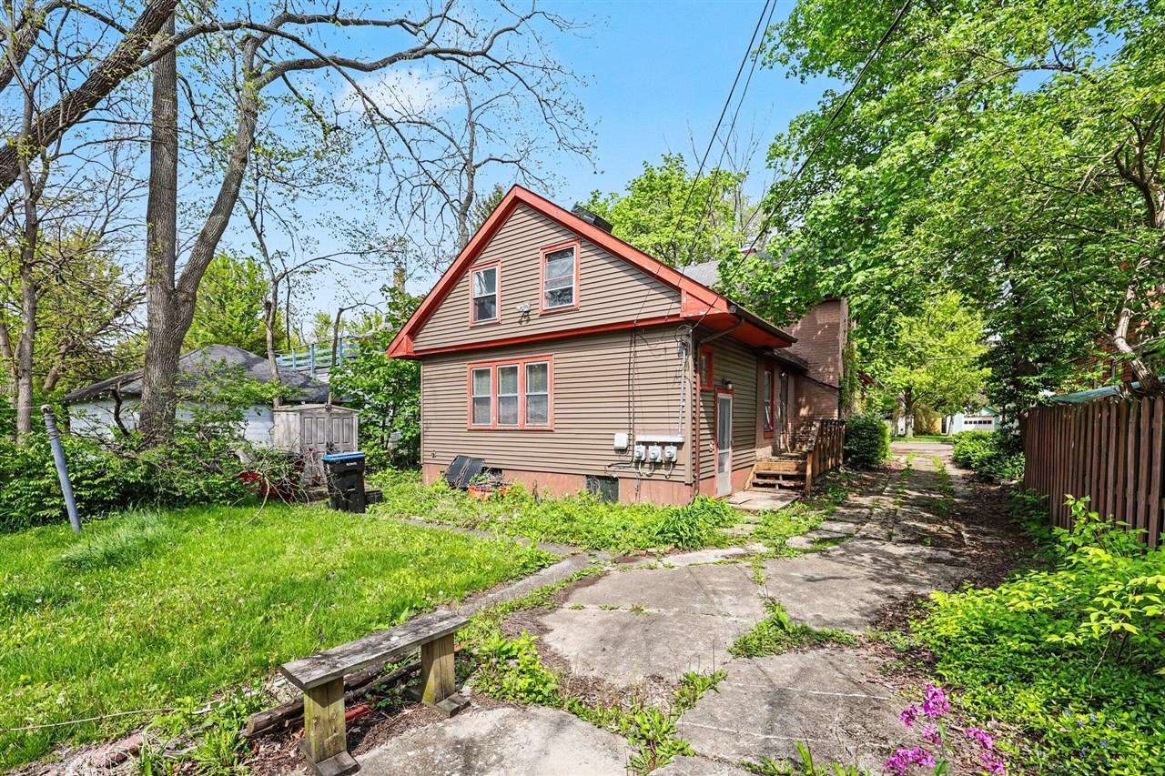 95 Oakwood Street, Ypsilanti, MI, 48197-3086