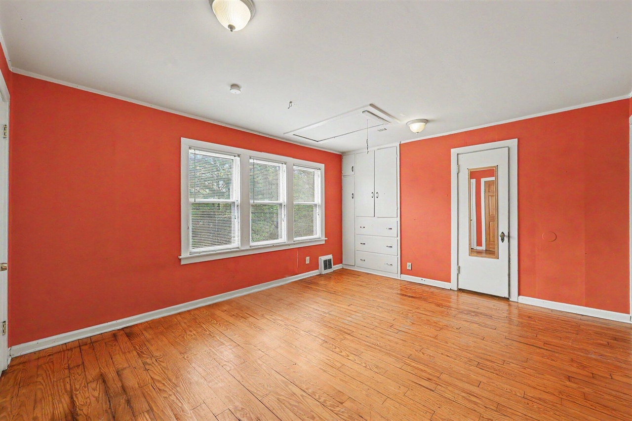 95 Oakwood Street, Ypsilanti, MI, 48197-3086