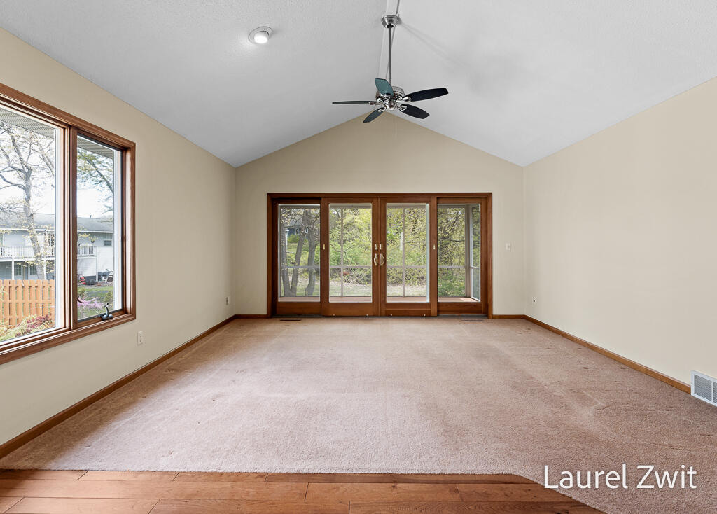17020 Grandview Drive, Spring Lake, MI, 49456-9181