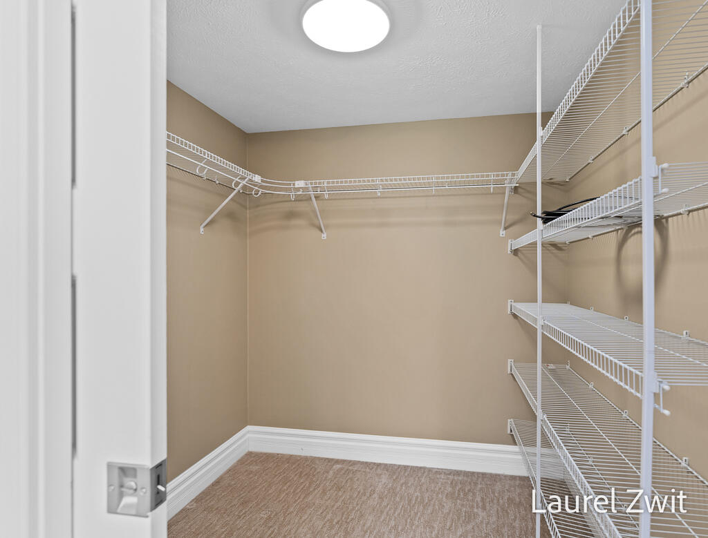 17020 Grandview Drive, Spring Lake, MI, 49456-9181