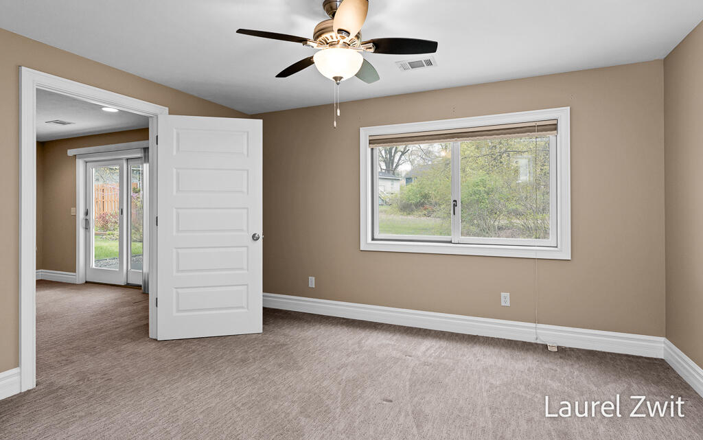 17020 Grandview Drive, Spring Lake, MI, 49456-9181
