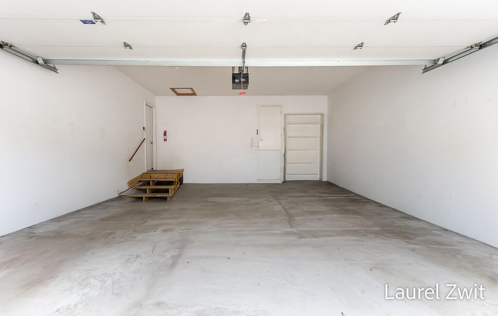 17020 Grandview Drive, Spring Lake, MI, 49456-9181