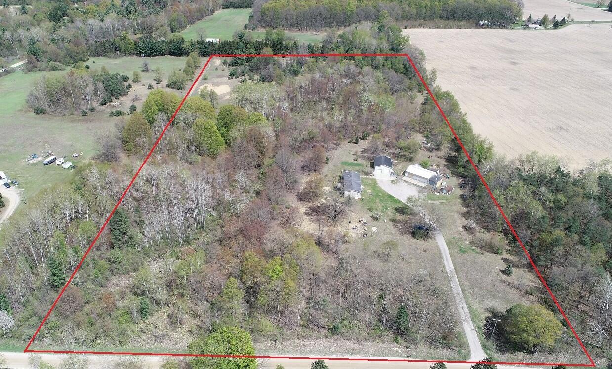 6800 170th Avenue, Stanwood, MI, 49346-8934