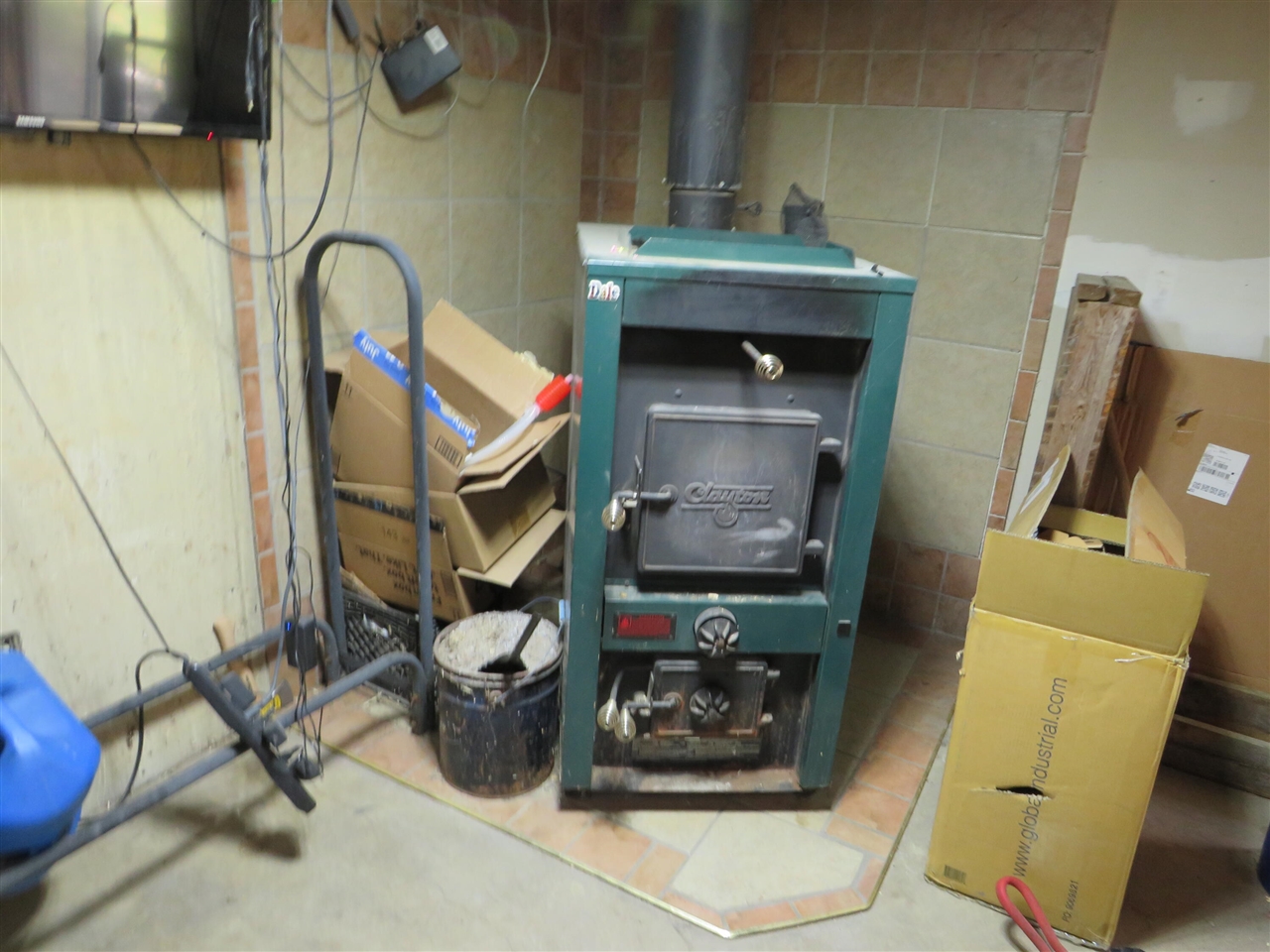 6800 170th Avenue, Stanwood, MI, 49346-8934