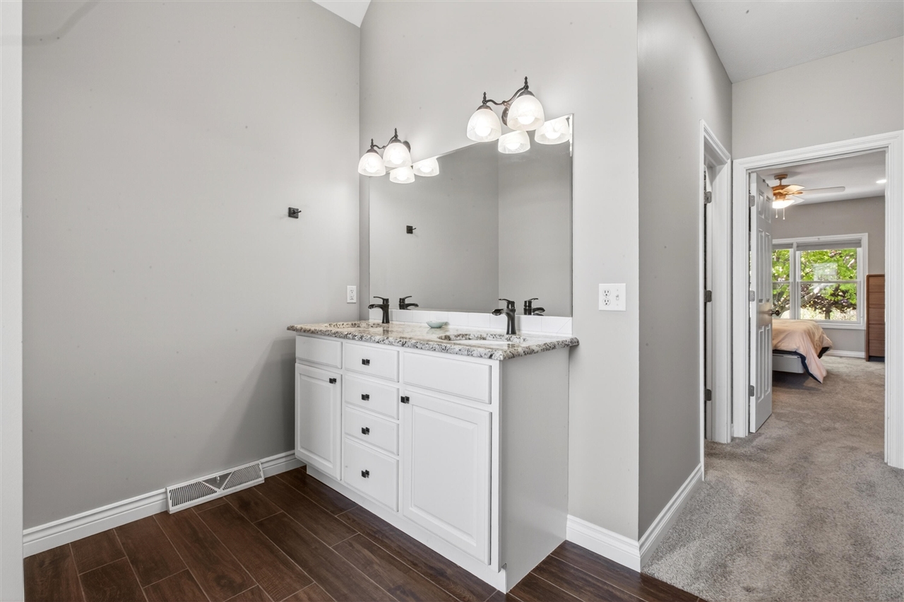 5796 Wacker Drive, Stevensville, MI, 49127-8626